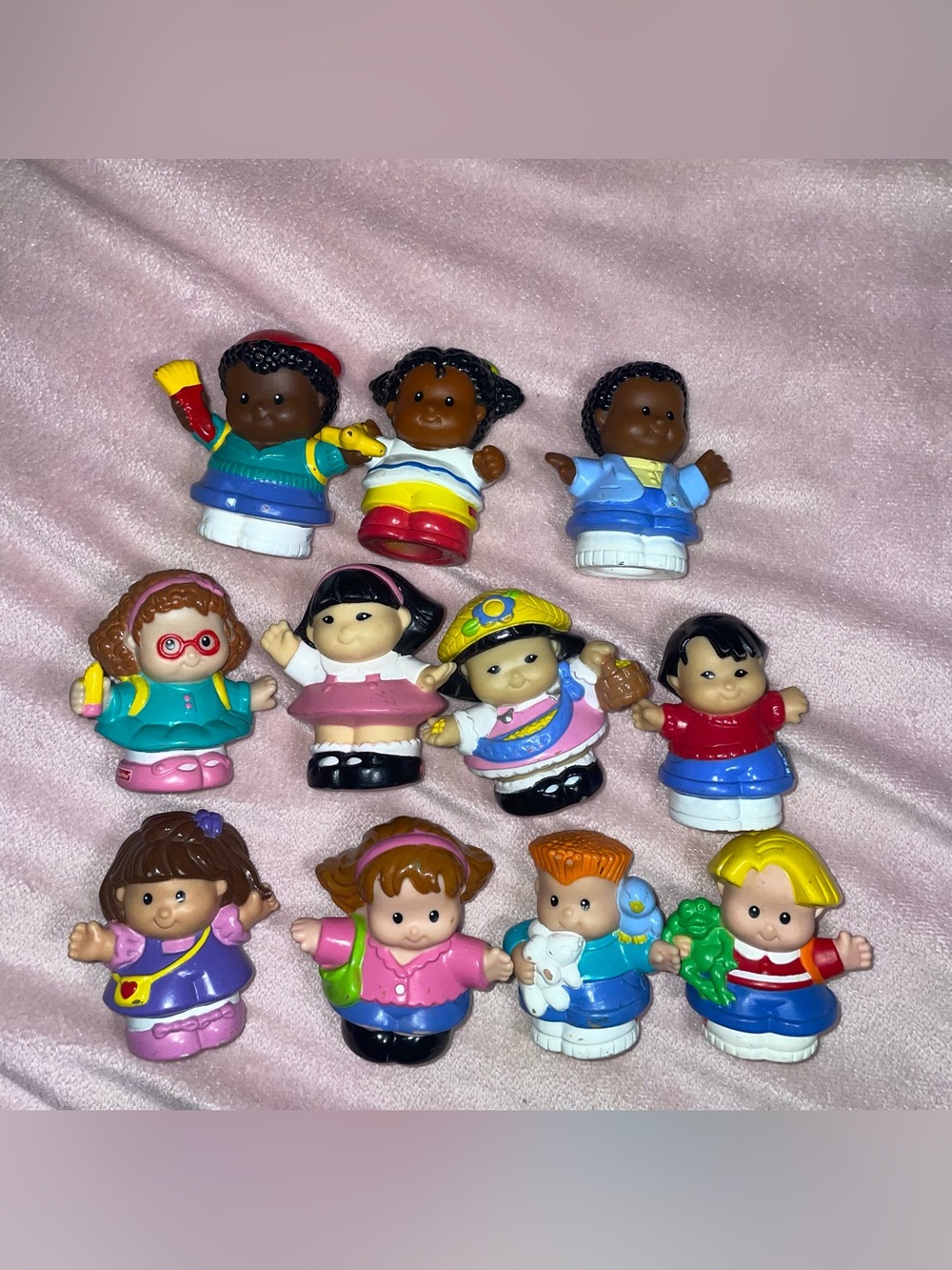 Vintage little people bundle